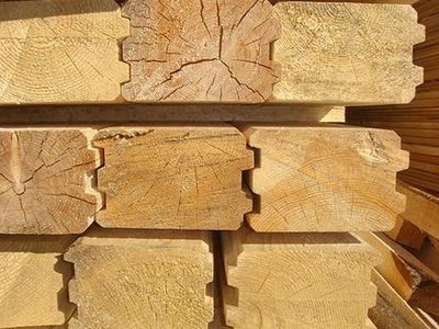 Брус из хвойных пород деревьев